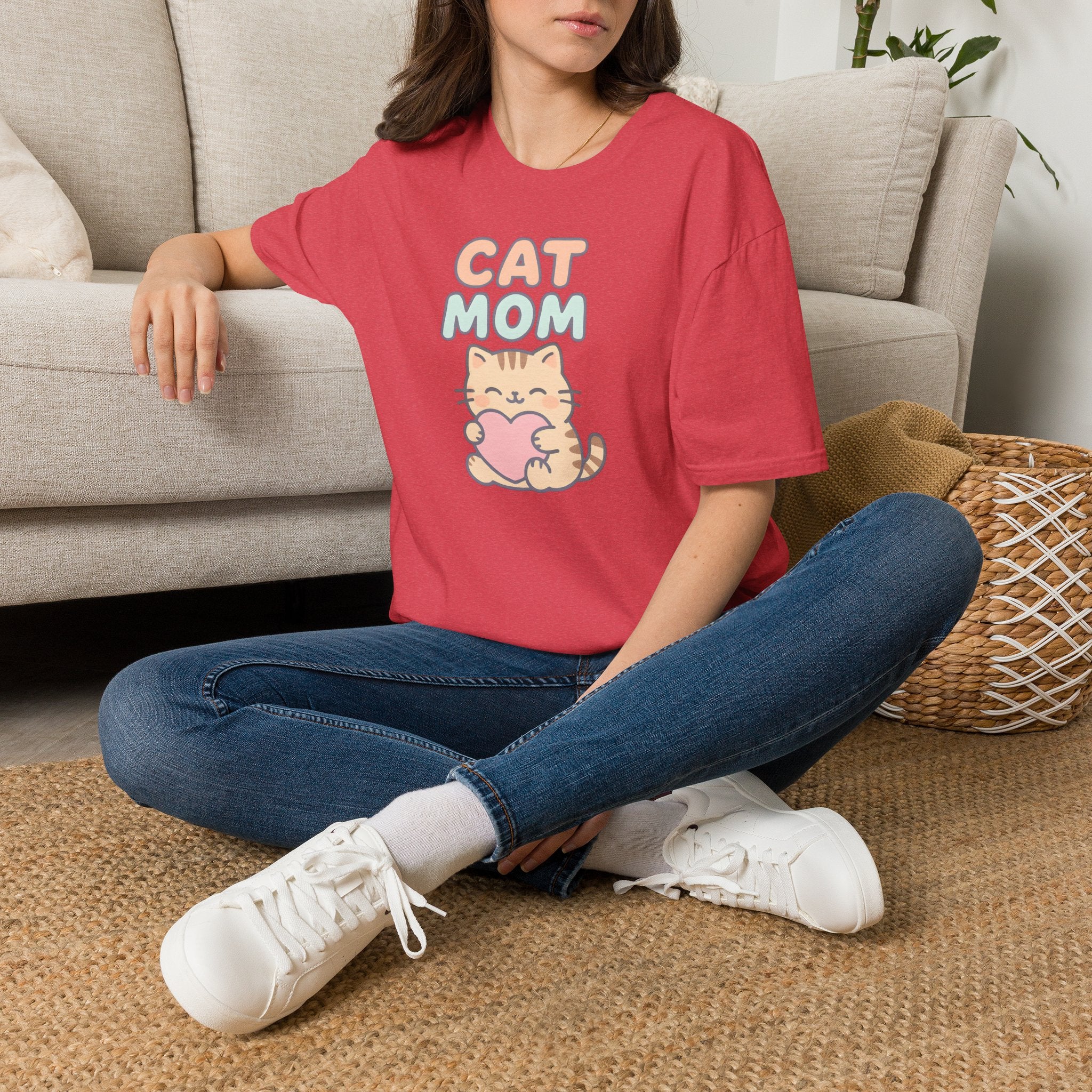 Cat Mom with Heart T-Shirt