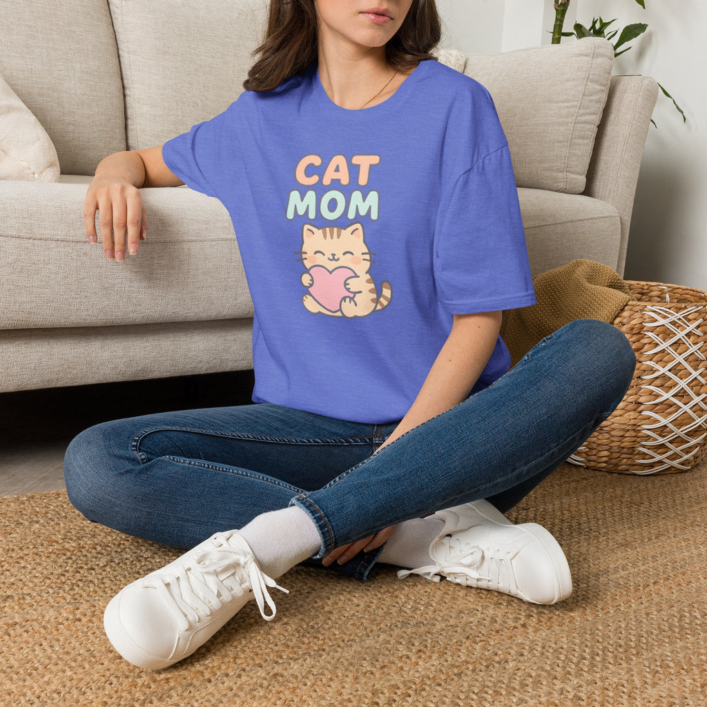 Cat Mom with Heart T-Shirt