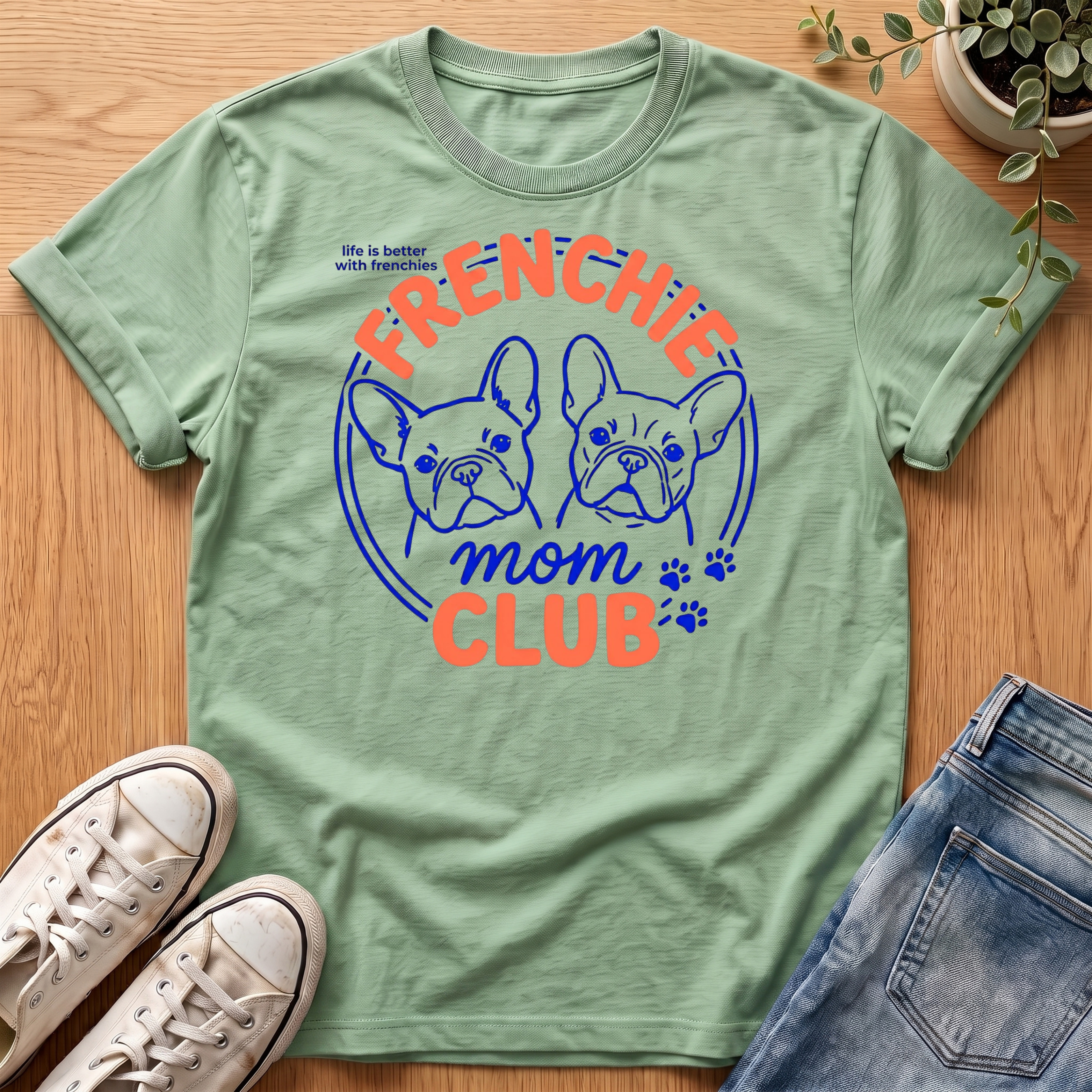 Frenchie Mom Club T-Shirt